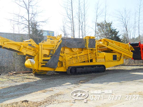 履帶式移動砂石料場破碎機(jī)