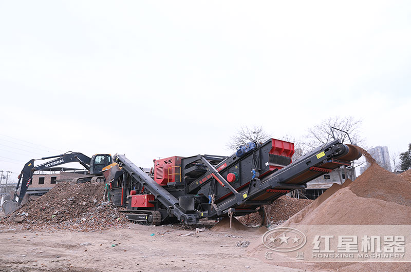 小型磚石建筑垃圾破碎機多少錢一臺？手續(xù)怎么辦？