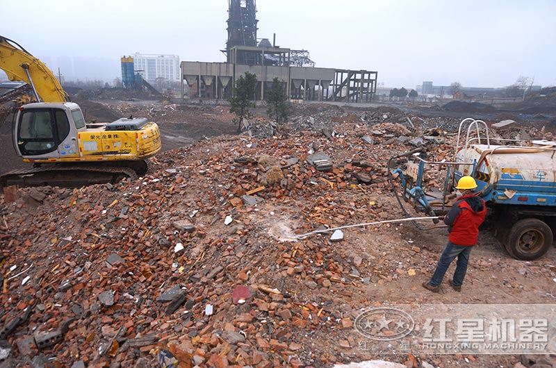 小型建筑垃圾處理廠賺錢嗎？用什么破碎機好？