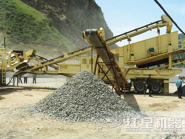 建筑垃圾處理生產線工作現(xiàn)場