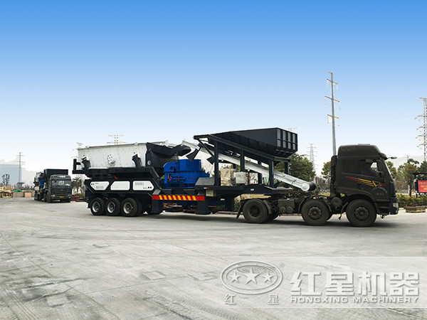 車載式移動制砂機入駐云貴地區(qū)，拉動當地經濟發(fā)展