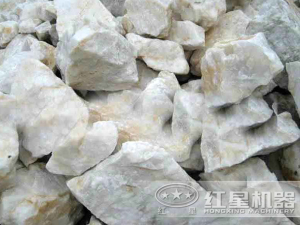 時(shí)產(chǎn)800噸的硅石破碎生產(chǎn)線需要哪些設(shè)備？需要投資多少錢？