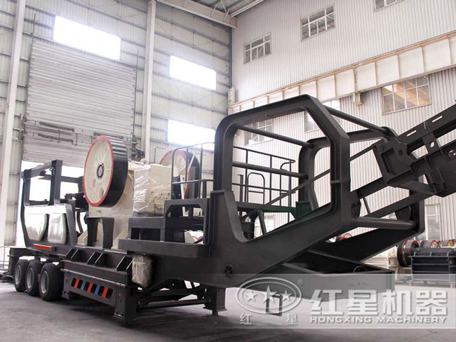 時產(chǎn)40噸車載流動打沙機(jī)，縱橫于重慶城鄉(xiāng)之間