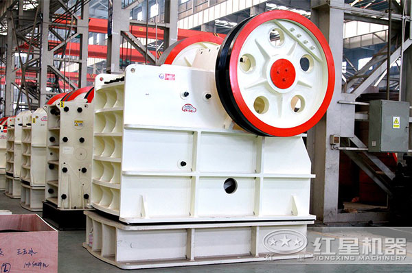 200噸碎石機(jī)價(jià)格多少錢(qián)，有哪些型號(hào)？