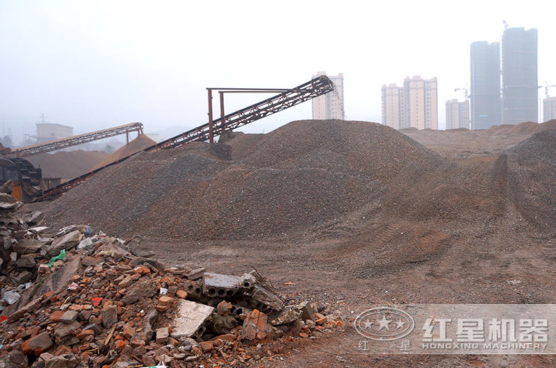 建筑垃圾變廢為磚設(shè)備多少錢，建筑垃圾做的磚多少錢一塊？